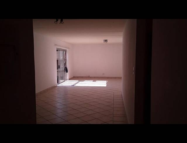 2 BEDROOM APARTMENT FOR SALE IN AMBERFIELD